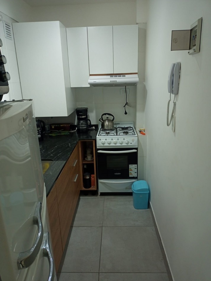 Departamento de dos ambientes hecho a nuevo !!!