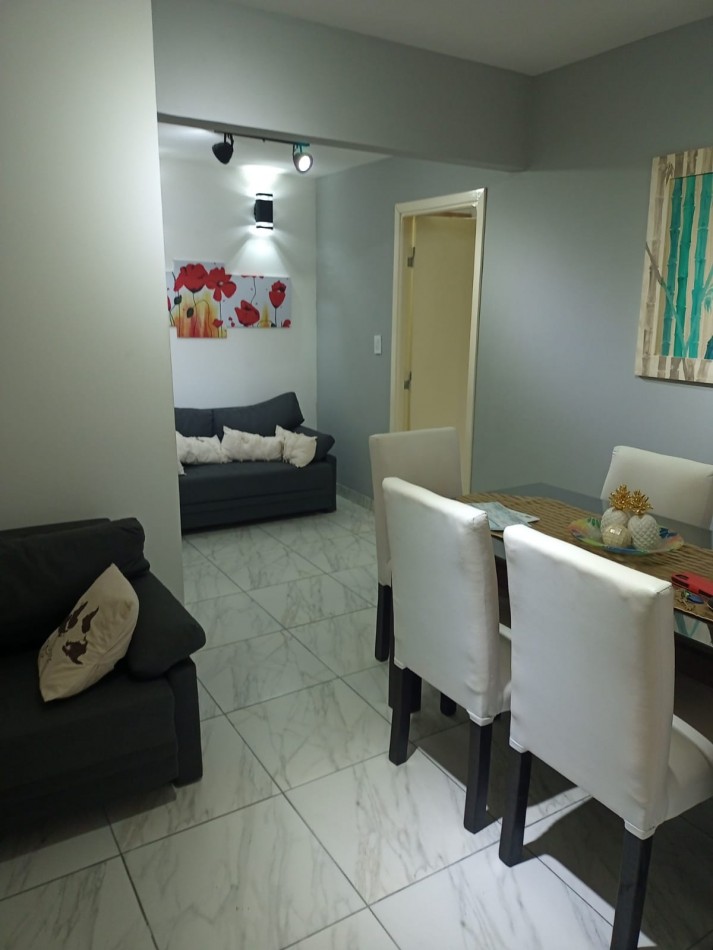 Departamento de dos ambientes hecho a nuevo !!!