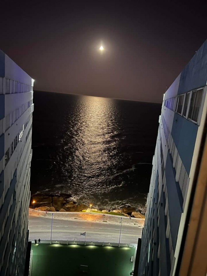 Departamento Tres ambientes con vista al mar 