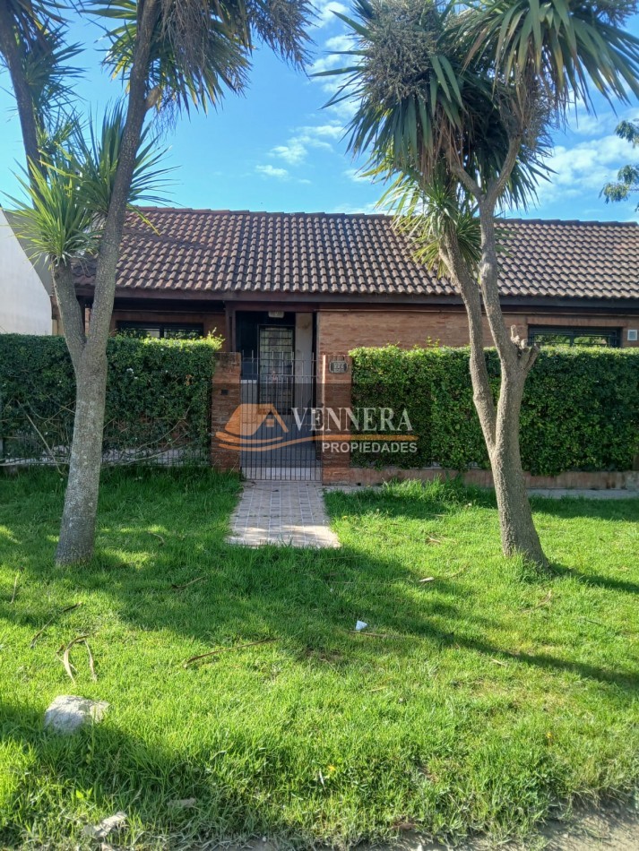 A pasos del Florida Outlet !!