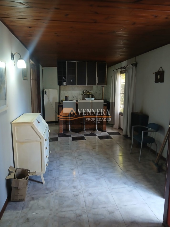 A pasos del Florida Outlet !!