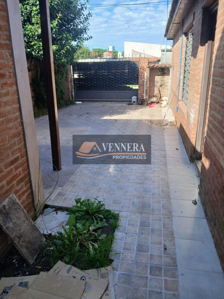 A pasos del Florida Outlet !!